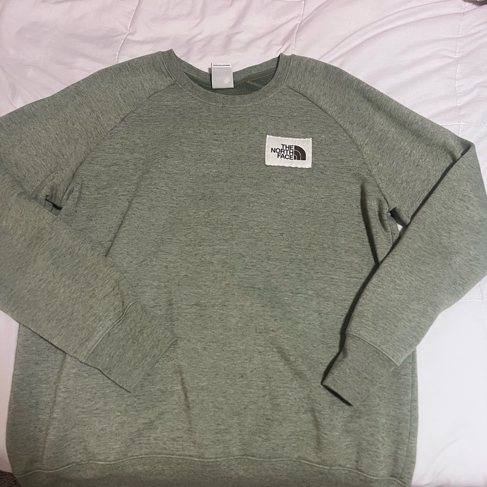 North Face crew neck sweatshirt. Size large. Bought from Hibbett’s Sports.